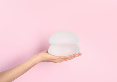 What are the symptoms of Breast Implant Illness?